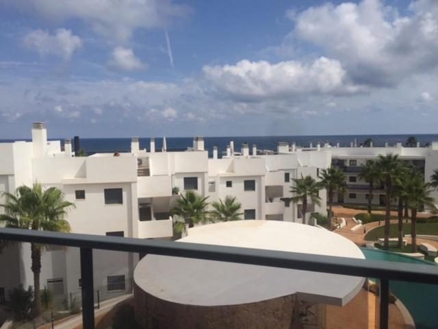 Luxury Beach Front Apartment Ареналес-дель-Соль Экстерьер фото
